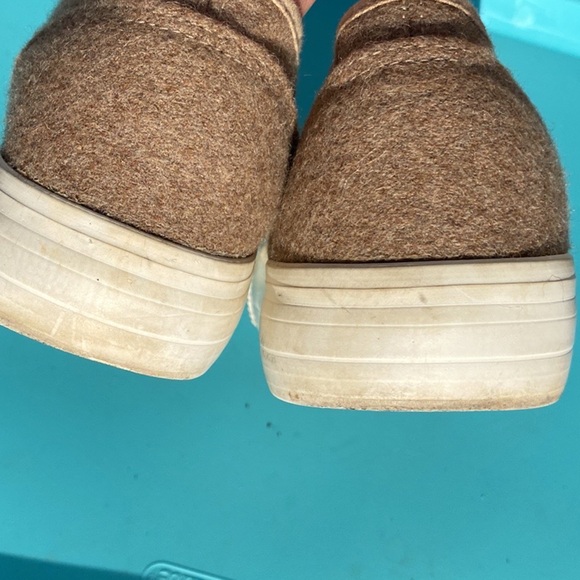 Tan platform sneakers - Picture 4 of 10